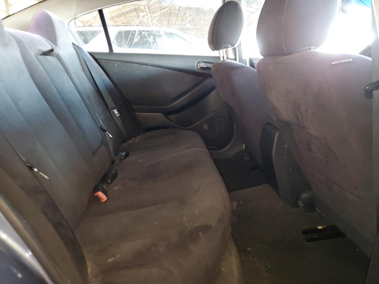 2012 Nissan Altima - Image 10