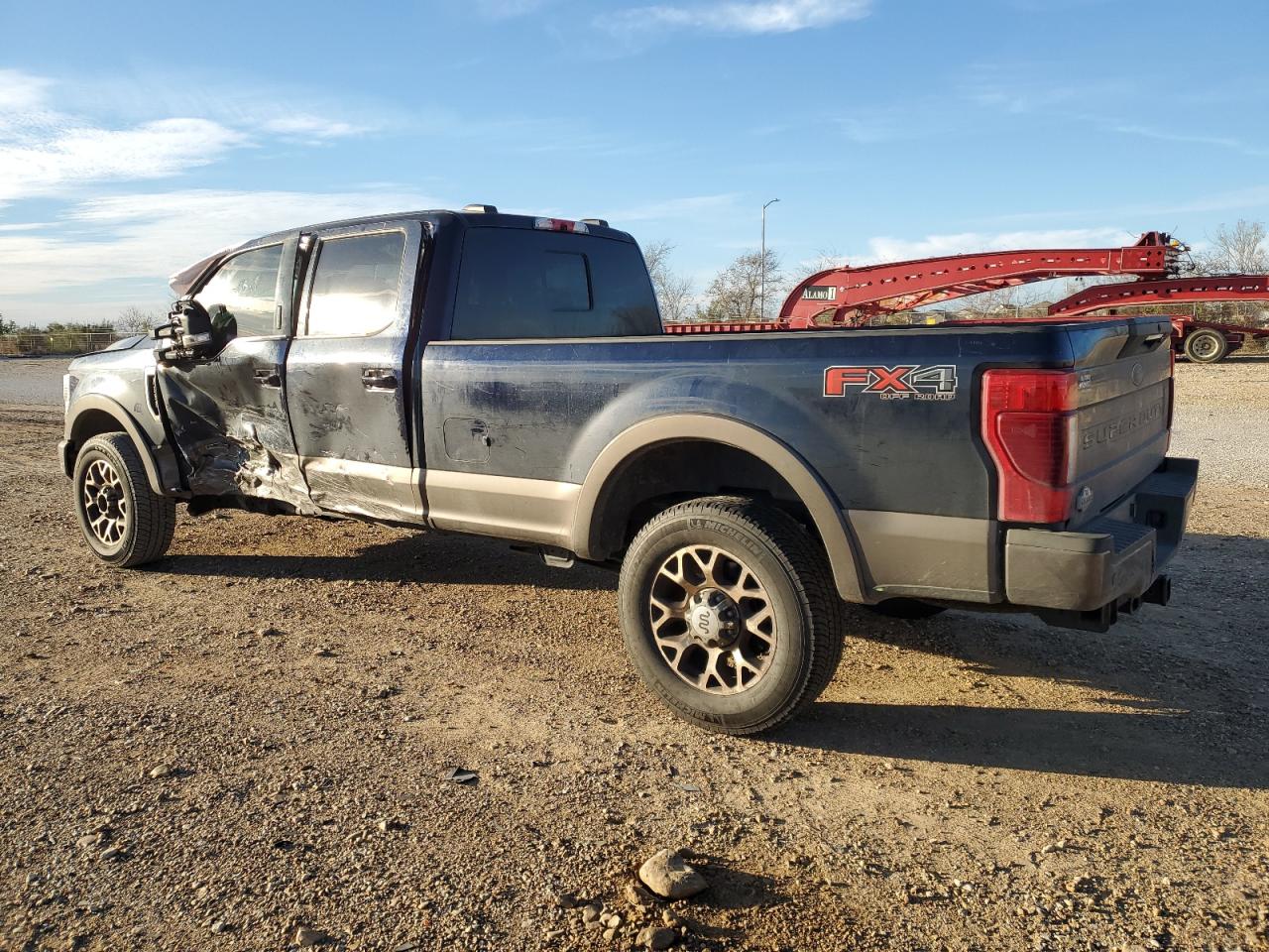 2022 Ford F350 - Image 2