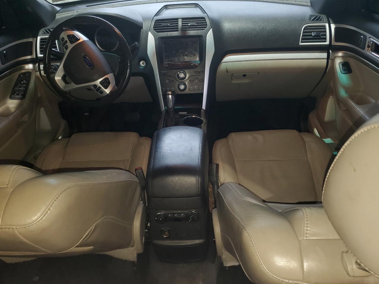 2011 Ford Explorer - Image 8