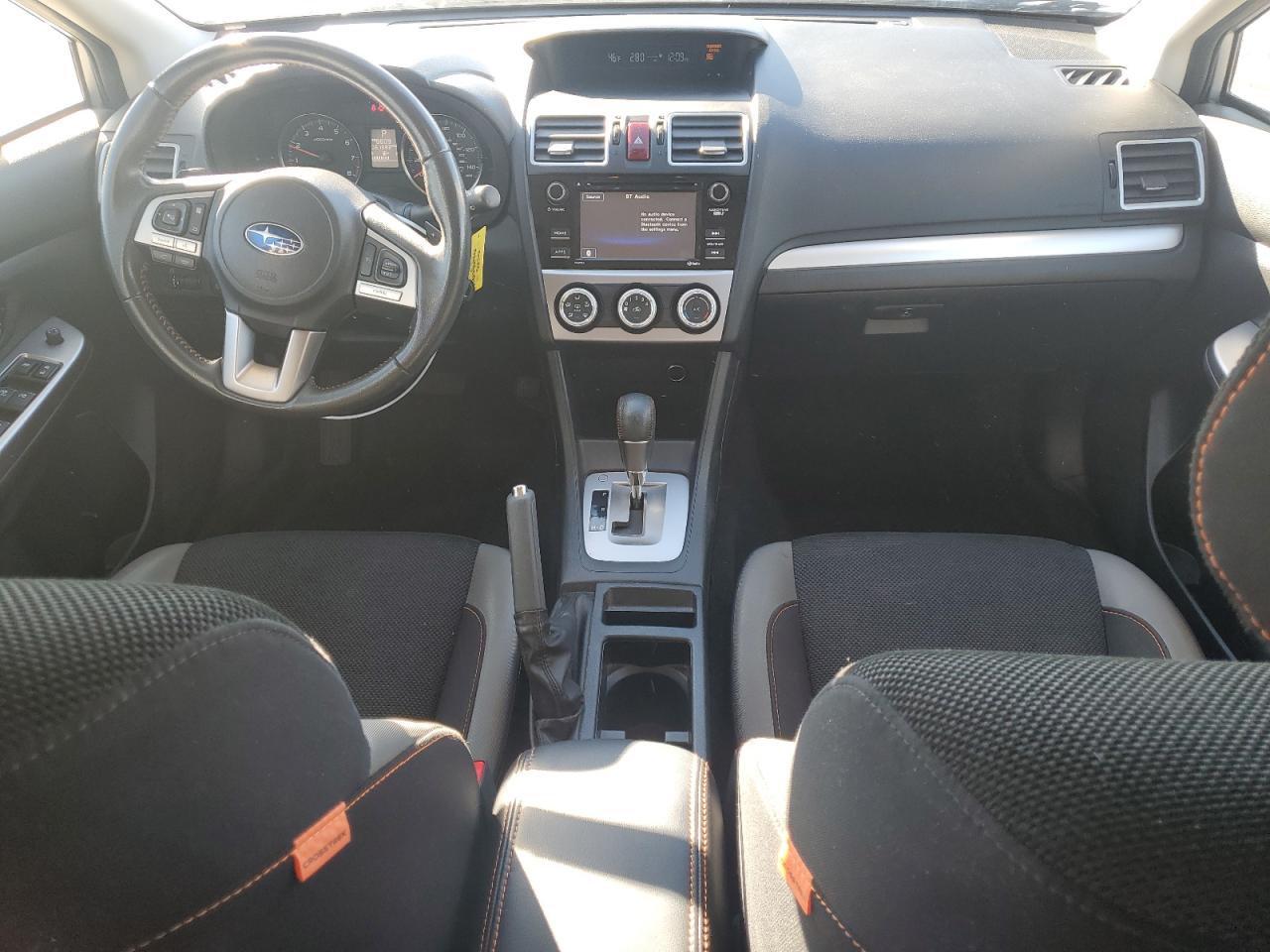 2016 Subaru XV - Image 9