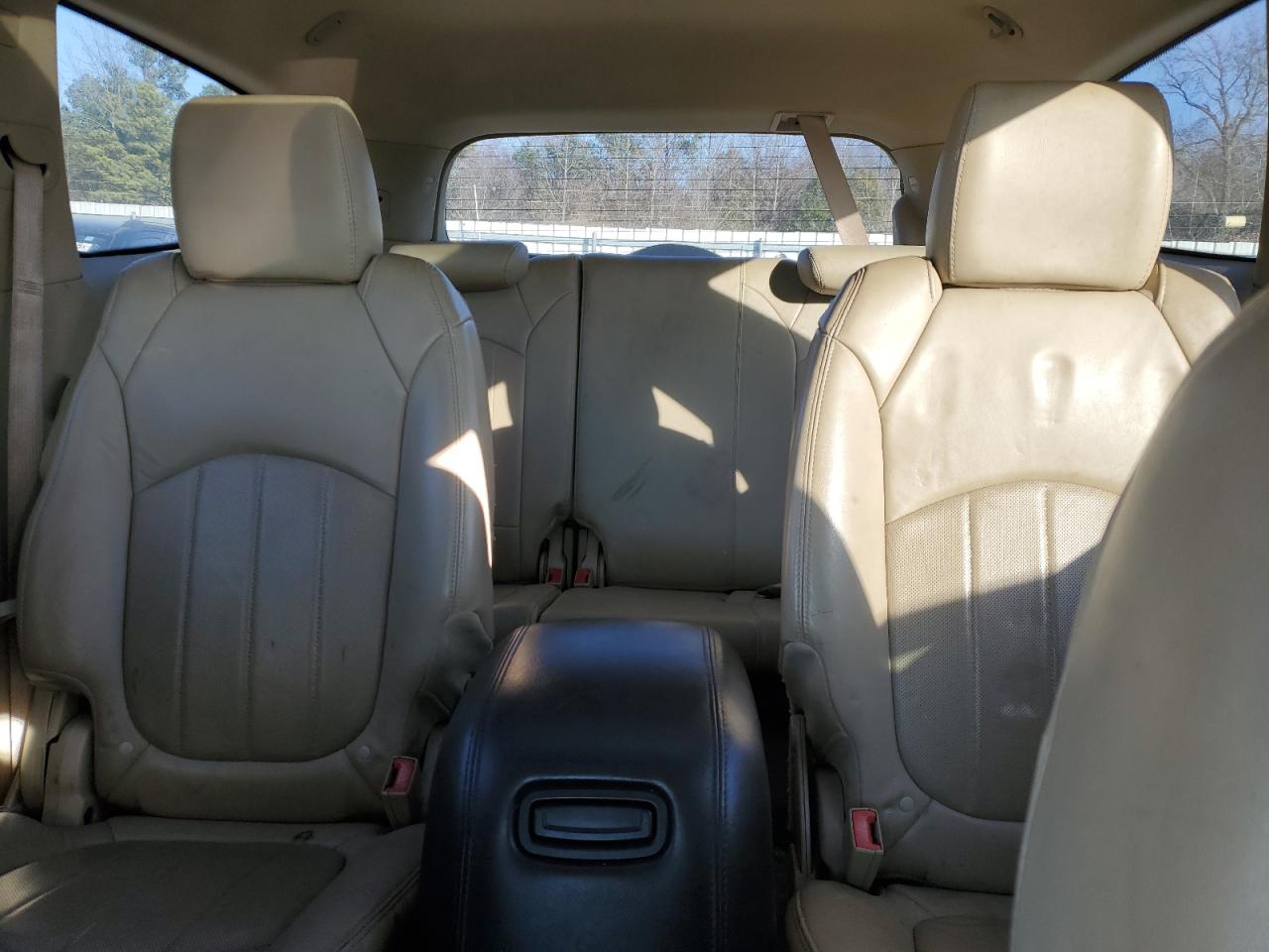 2012 Buick Enclave - Image 10