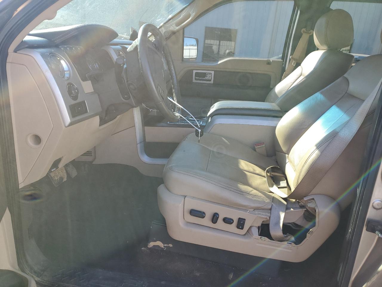 2014 Ford F-150 - Image 7