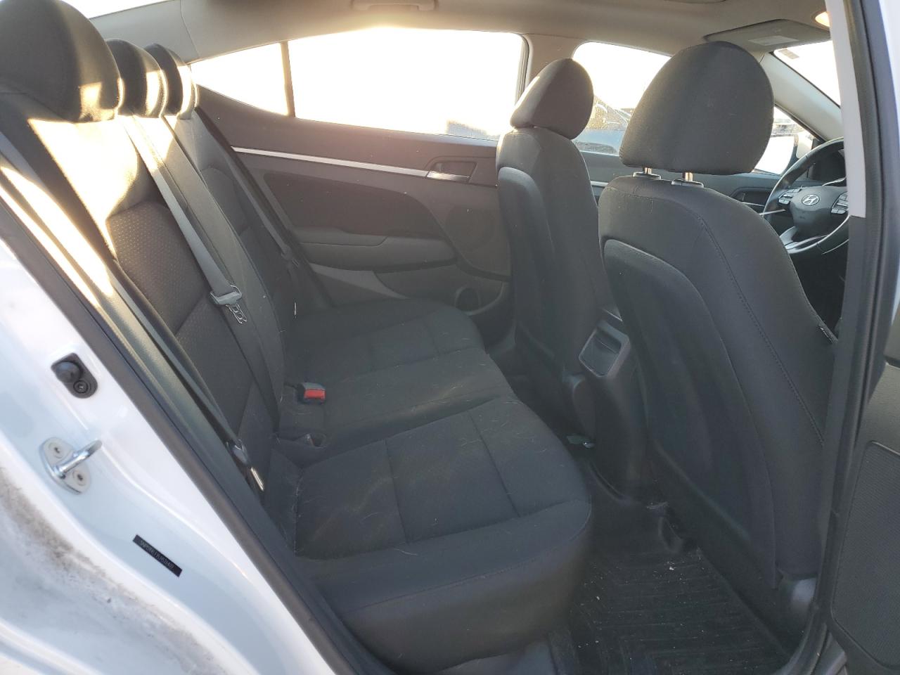 2020 Hyundai Elantra - Image 10