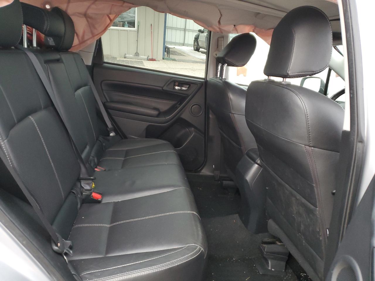 2017 Subaru Forester - Image 12