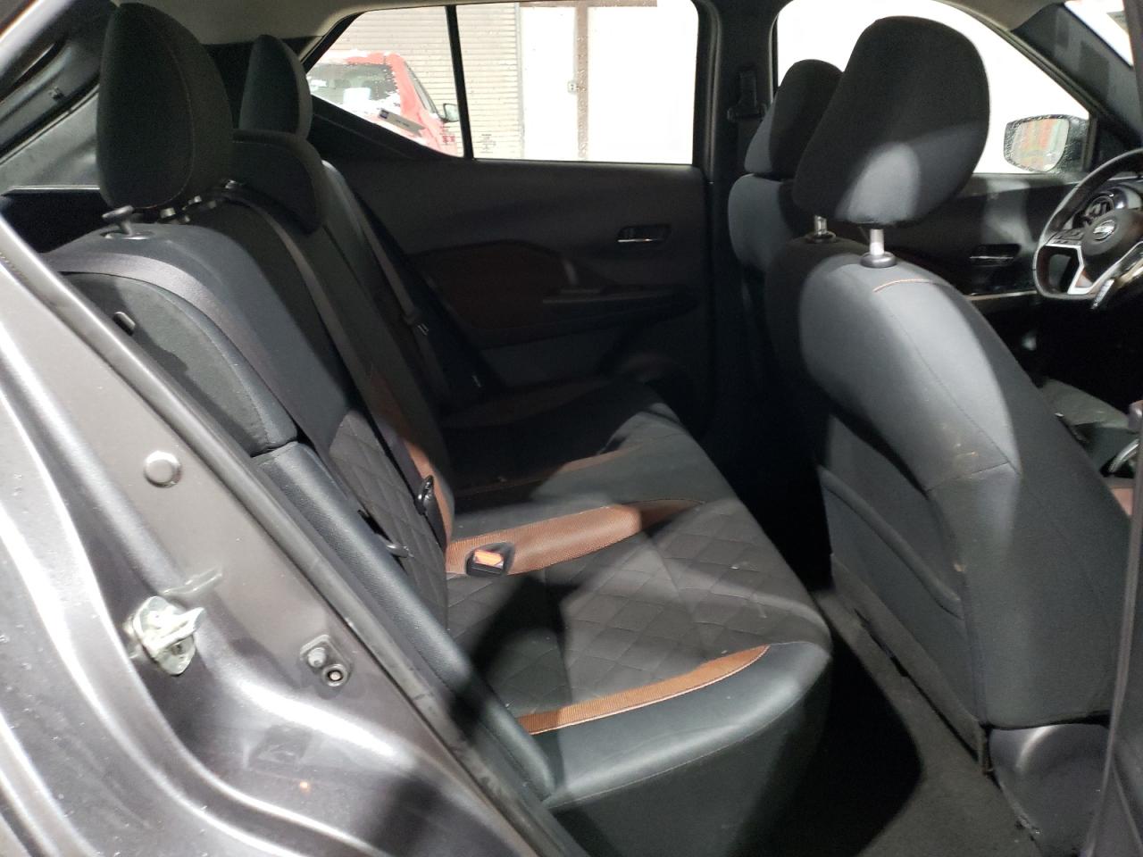 2020 Nissan Kicks - Image 11