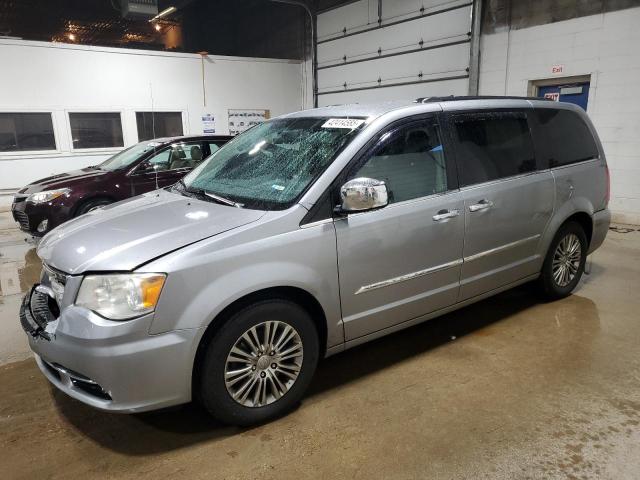 2014 Chrysler Town & Country Touring L