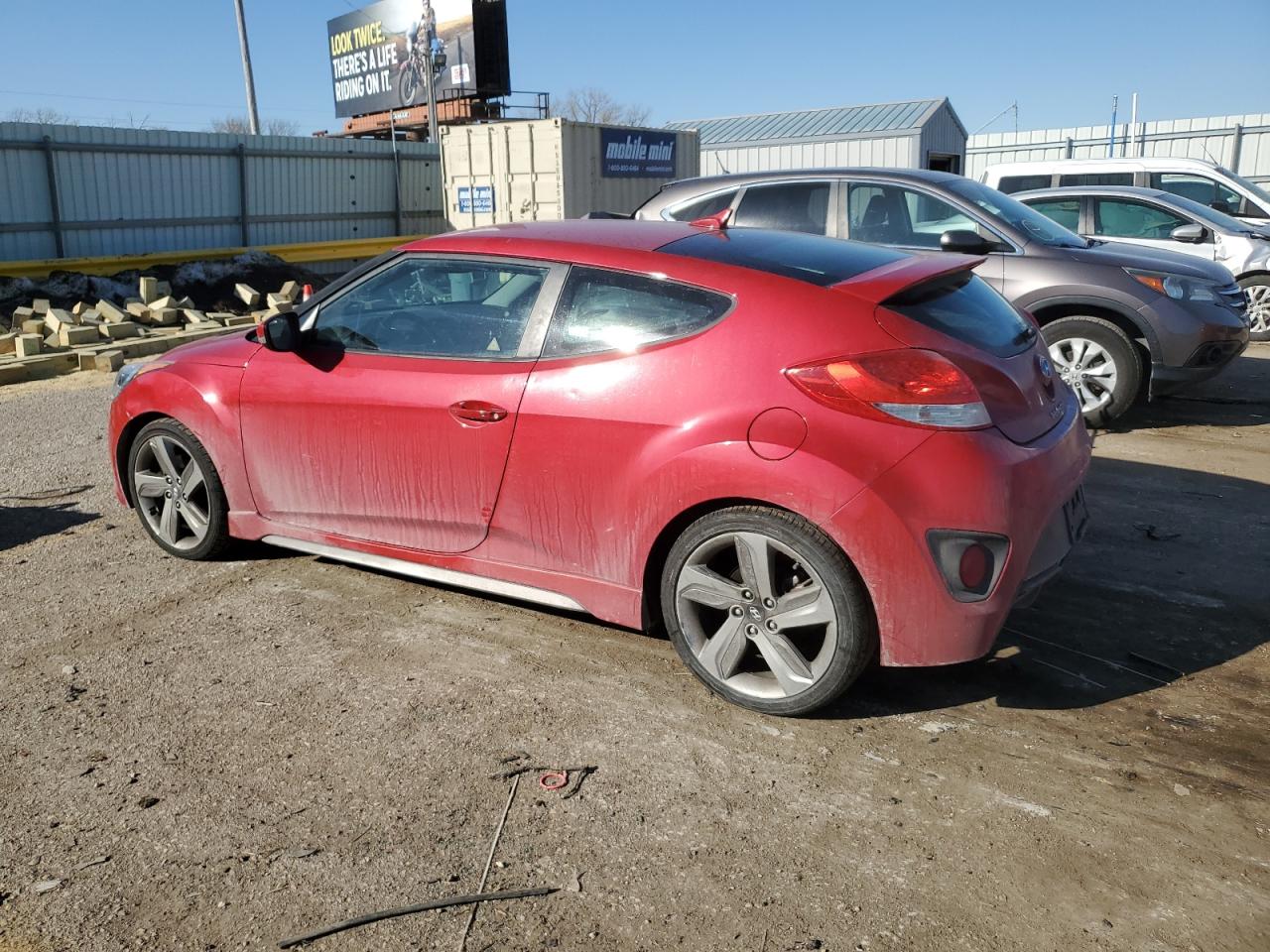 2013 Hyundai Veloster - Image 2
