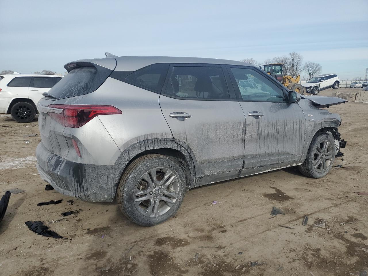 2023 Kia Seltos - Image 3