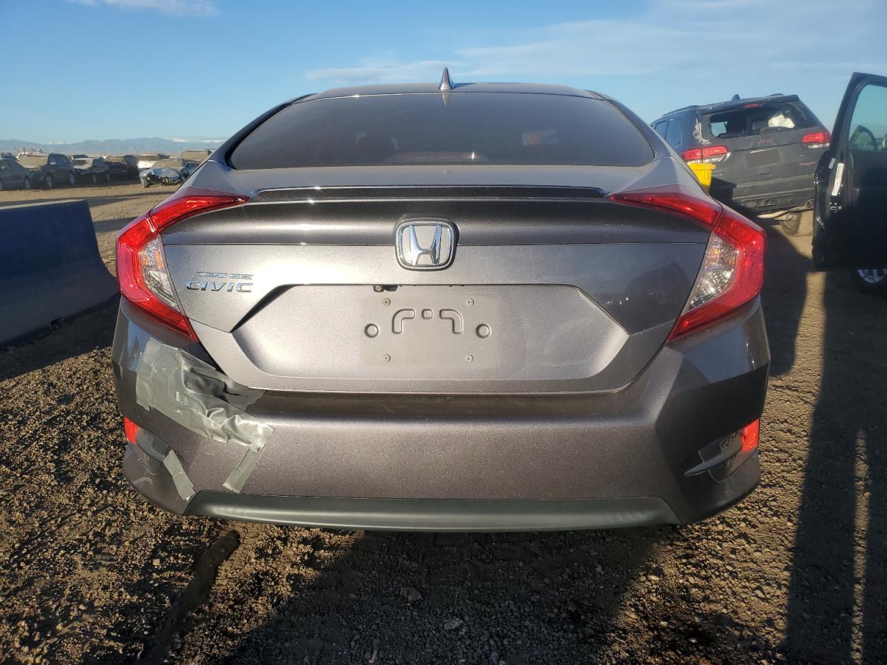 2017 Honda Civic - Image 6