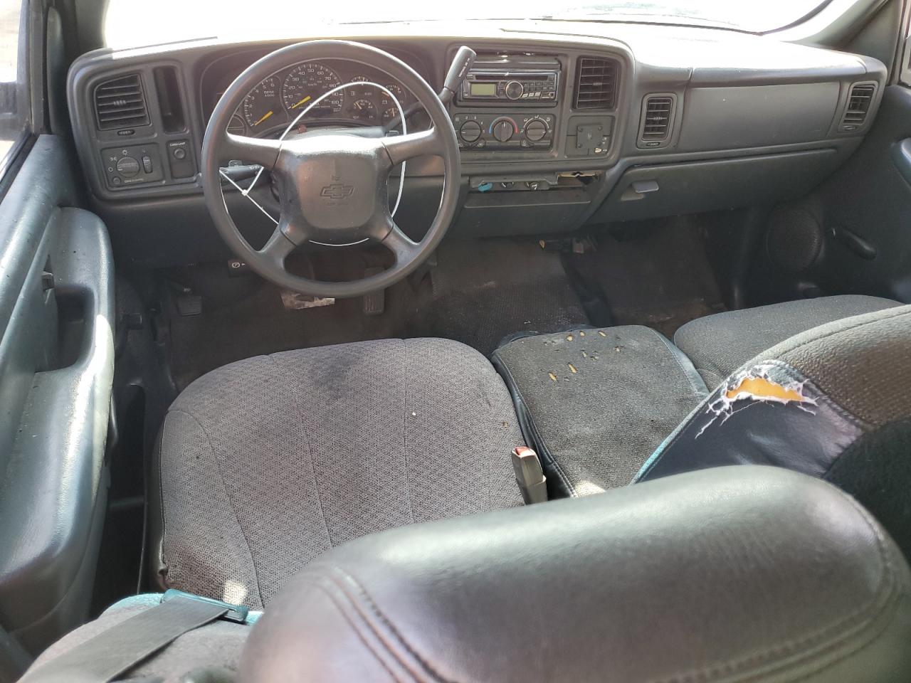 2001 Chevrolet Silverado - Image 8