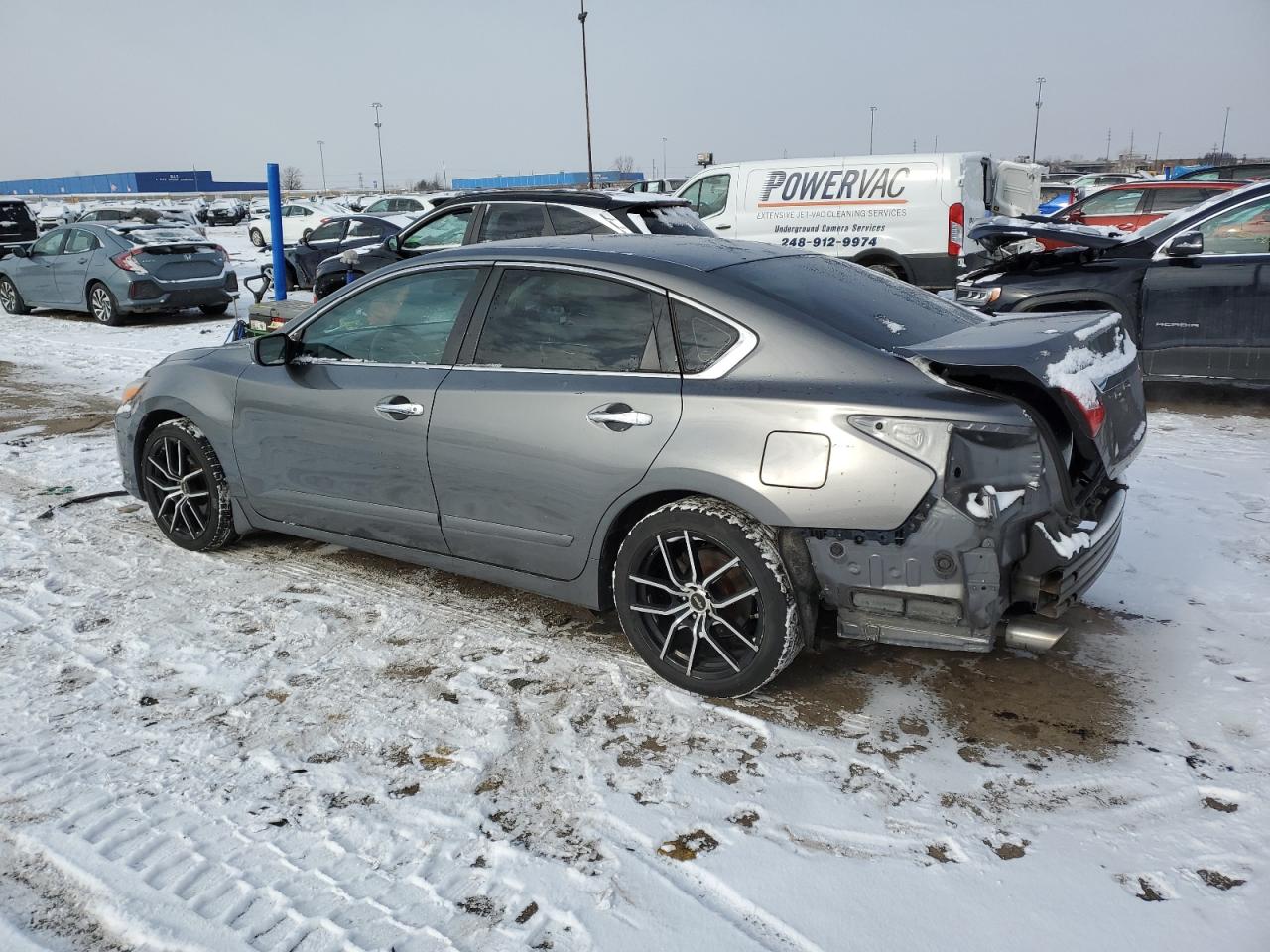 2016 Nissan Altima - Image 2