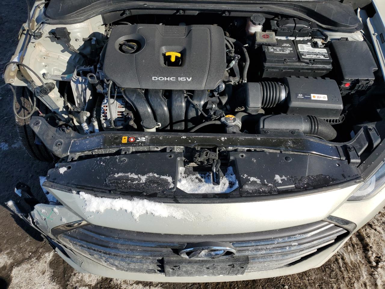 2017 Hyundai Elantra - Image 11