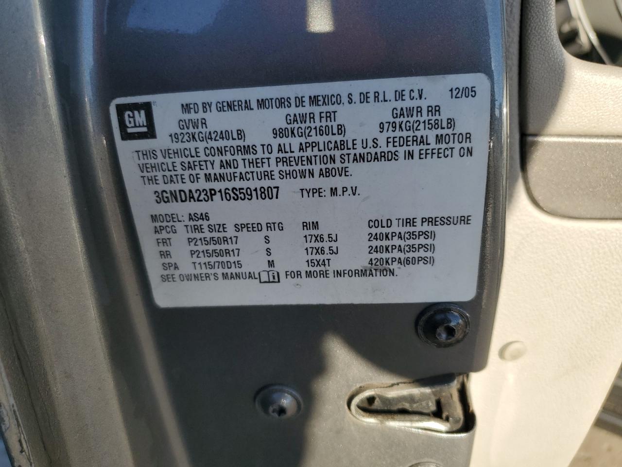 2006 Chevrolet HHR - Image 13
