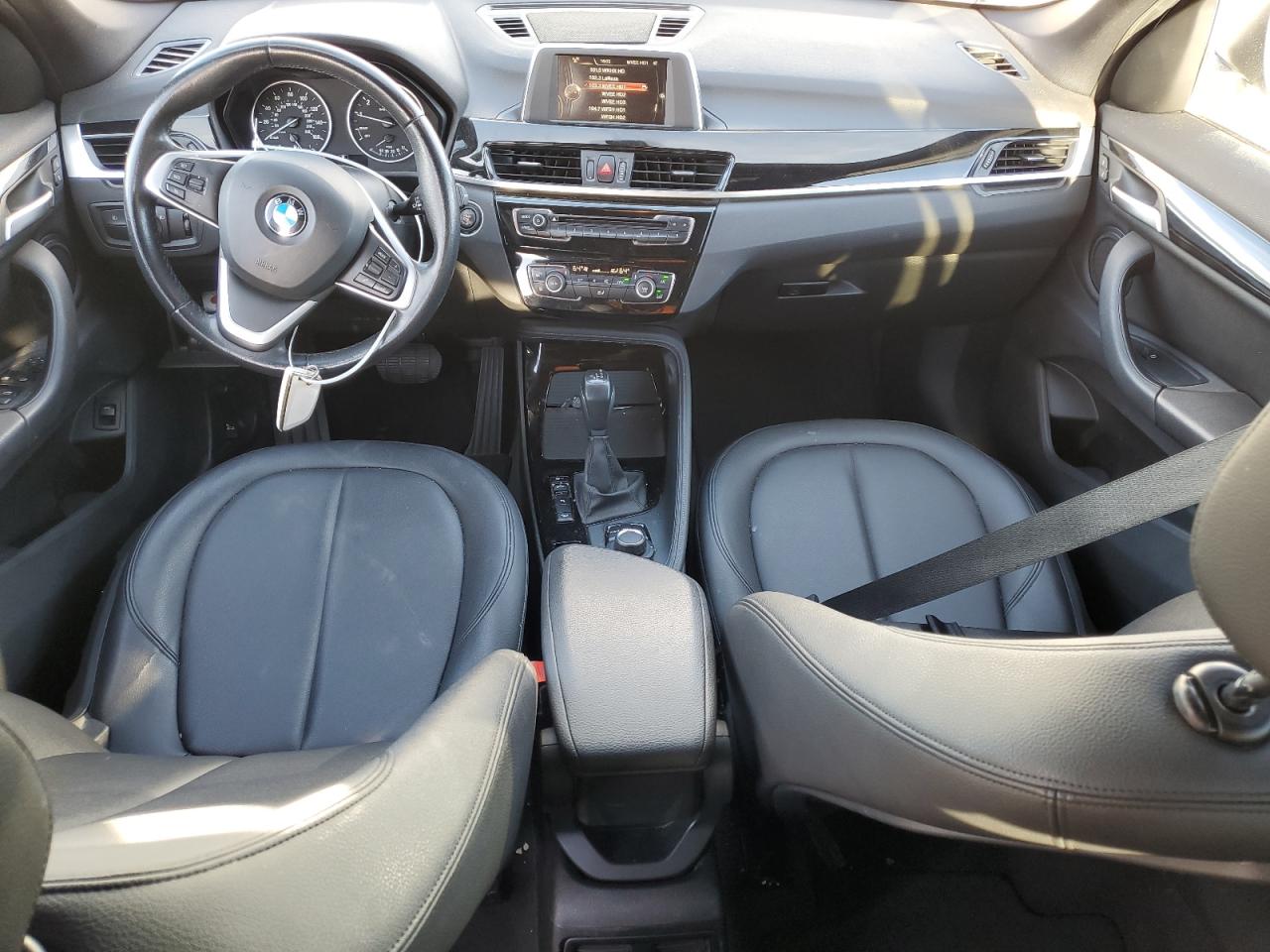 2016 BMW X1 - Image 8