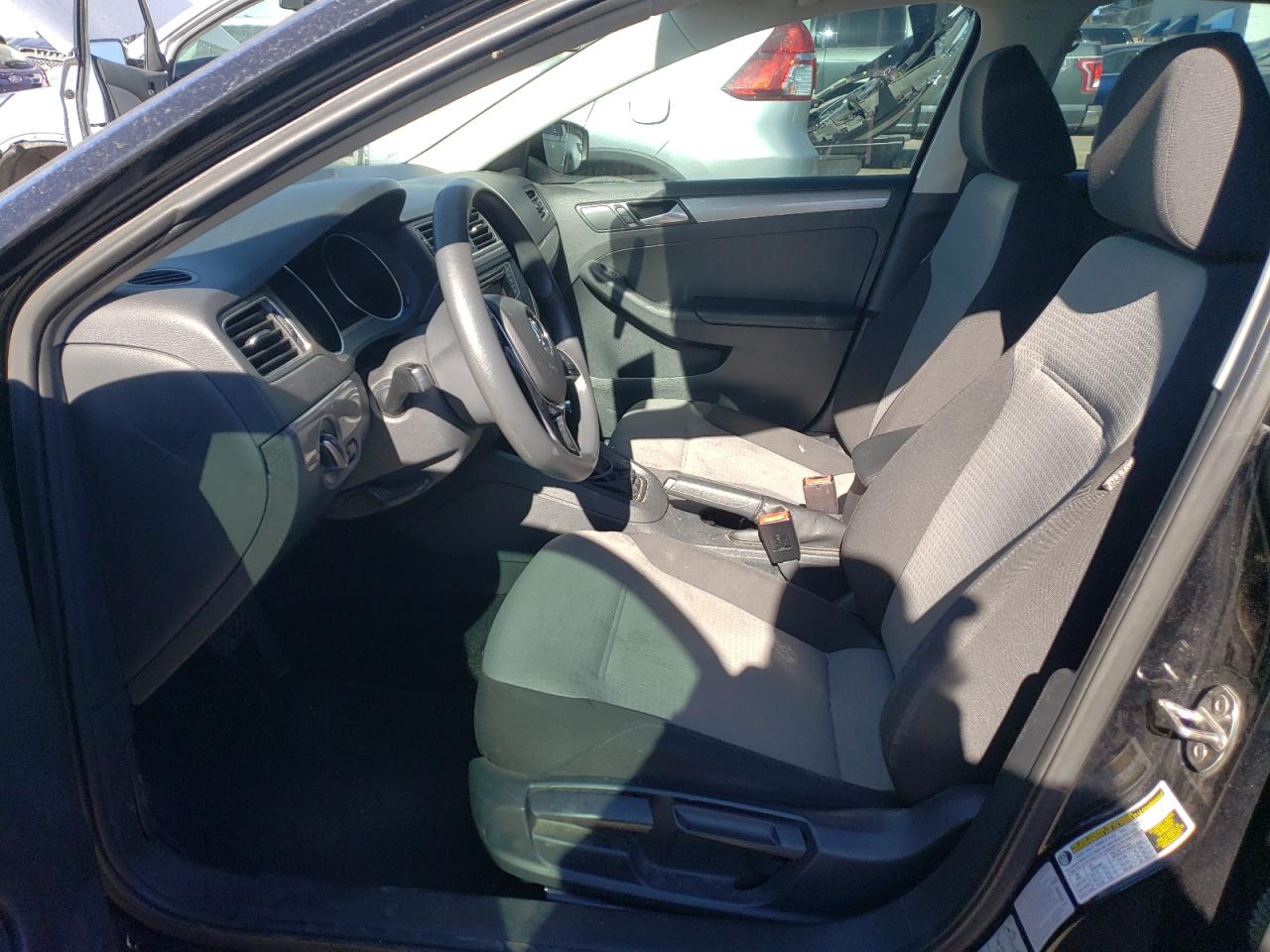 2017 Volkswagen Jetta - Image 7