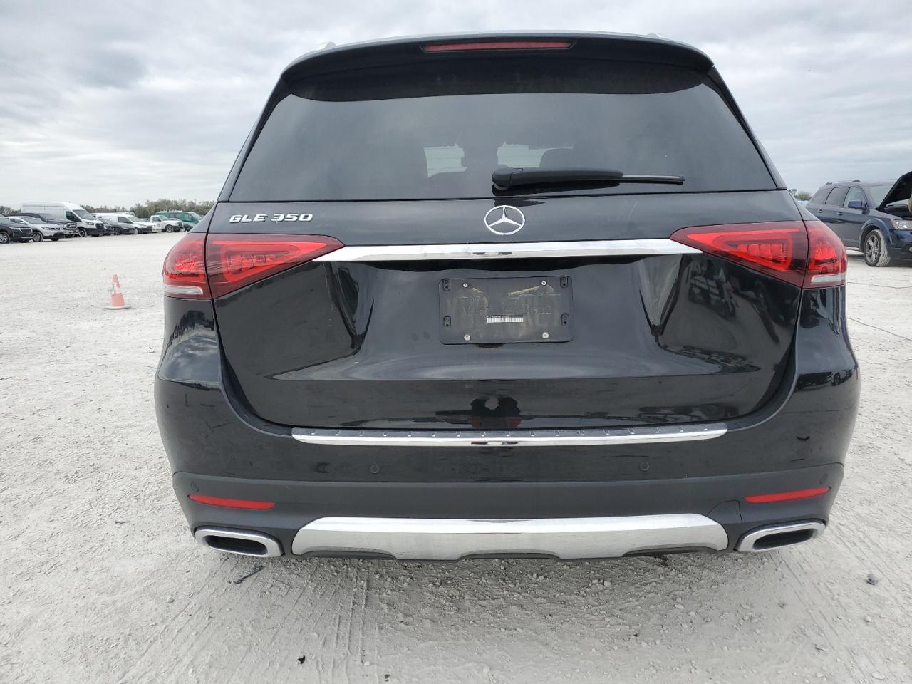2021 Mercedes-Benz GLE - Image 6