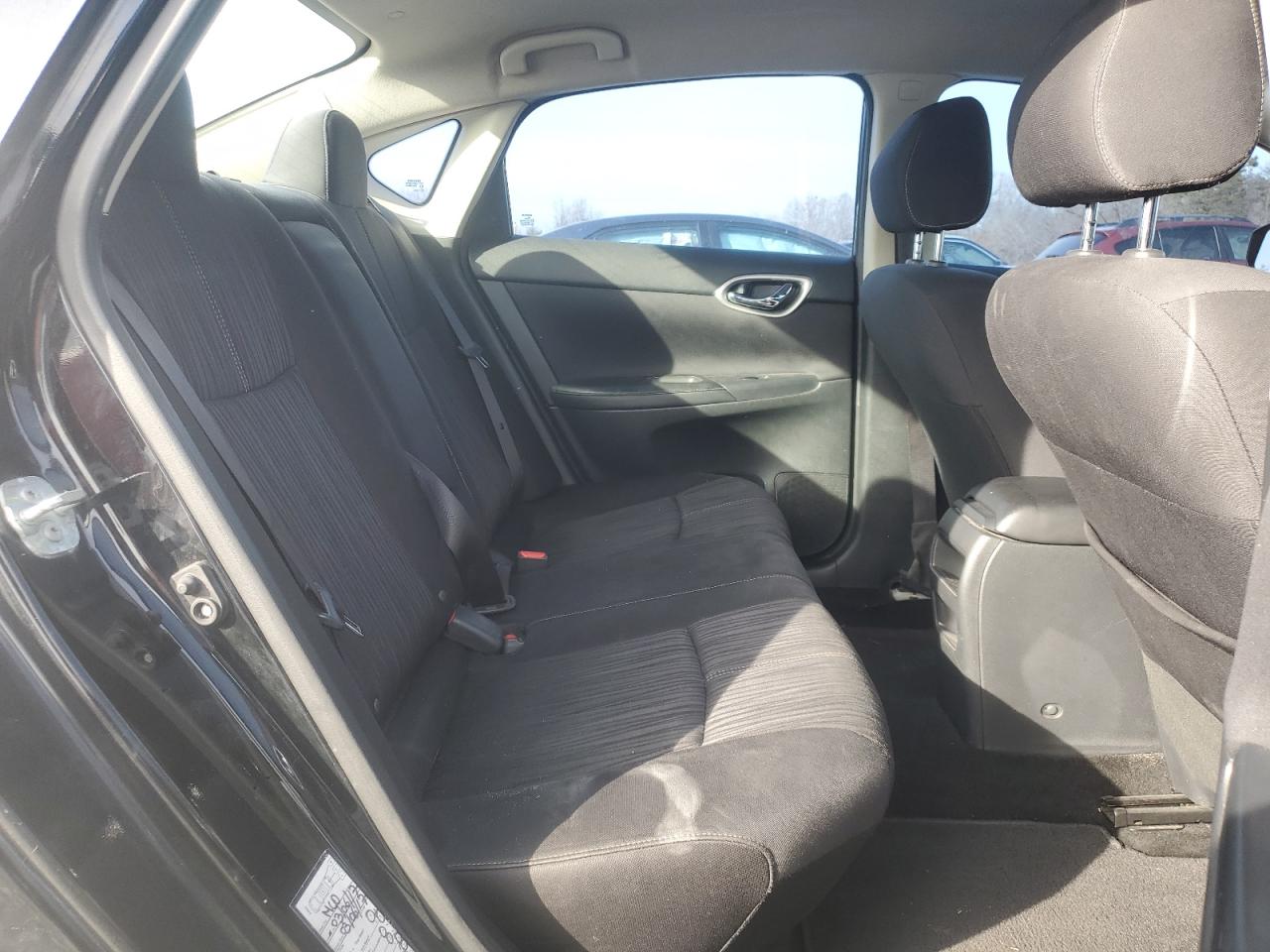 2017 Nissan Sentra - Image 10