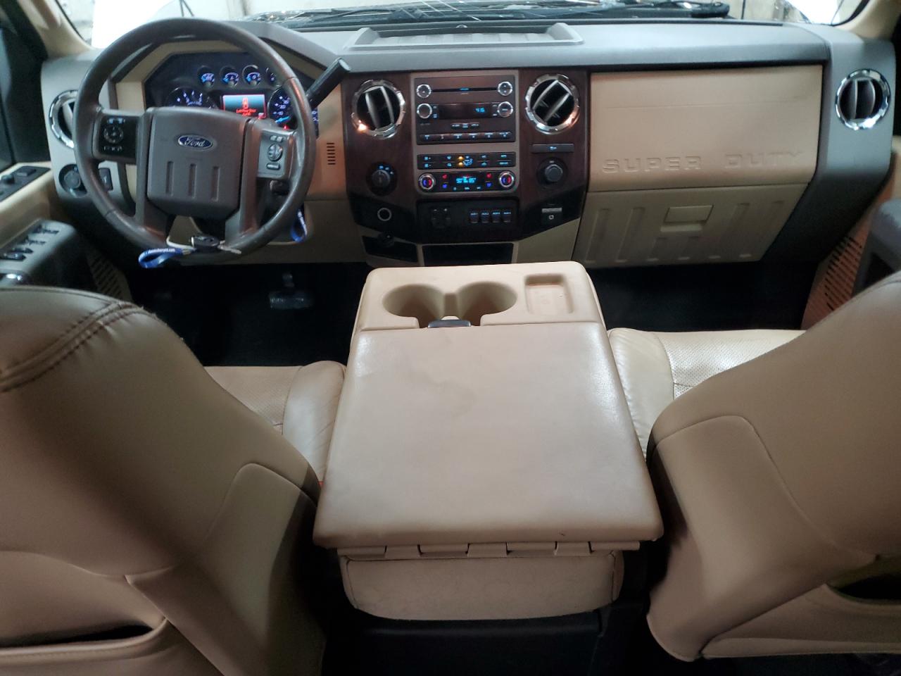 2011 Ford F250 - Image 8