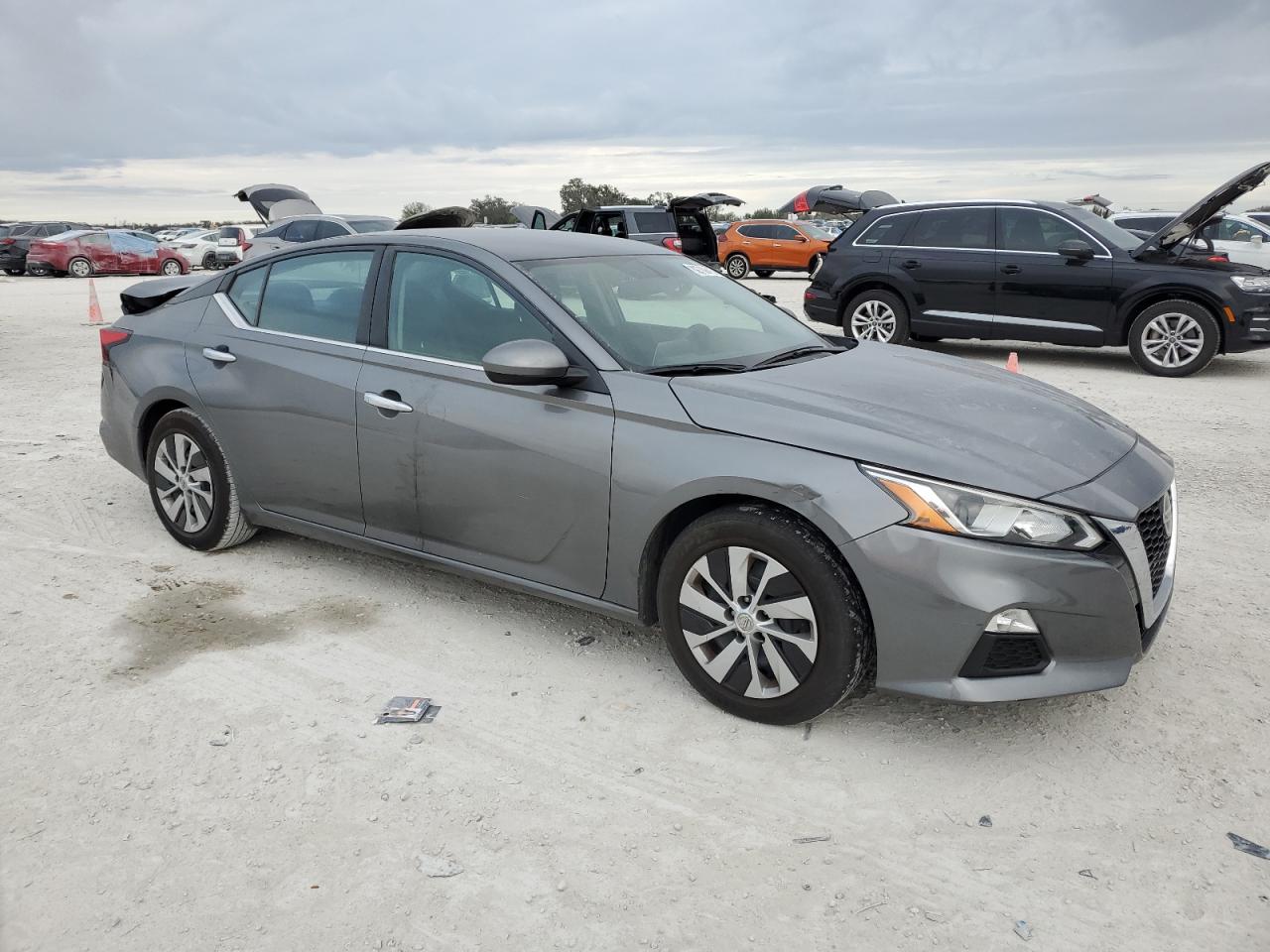 2019 Nissan Altima - Image 4