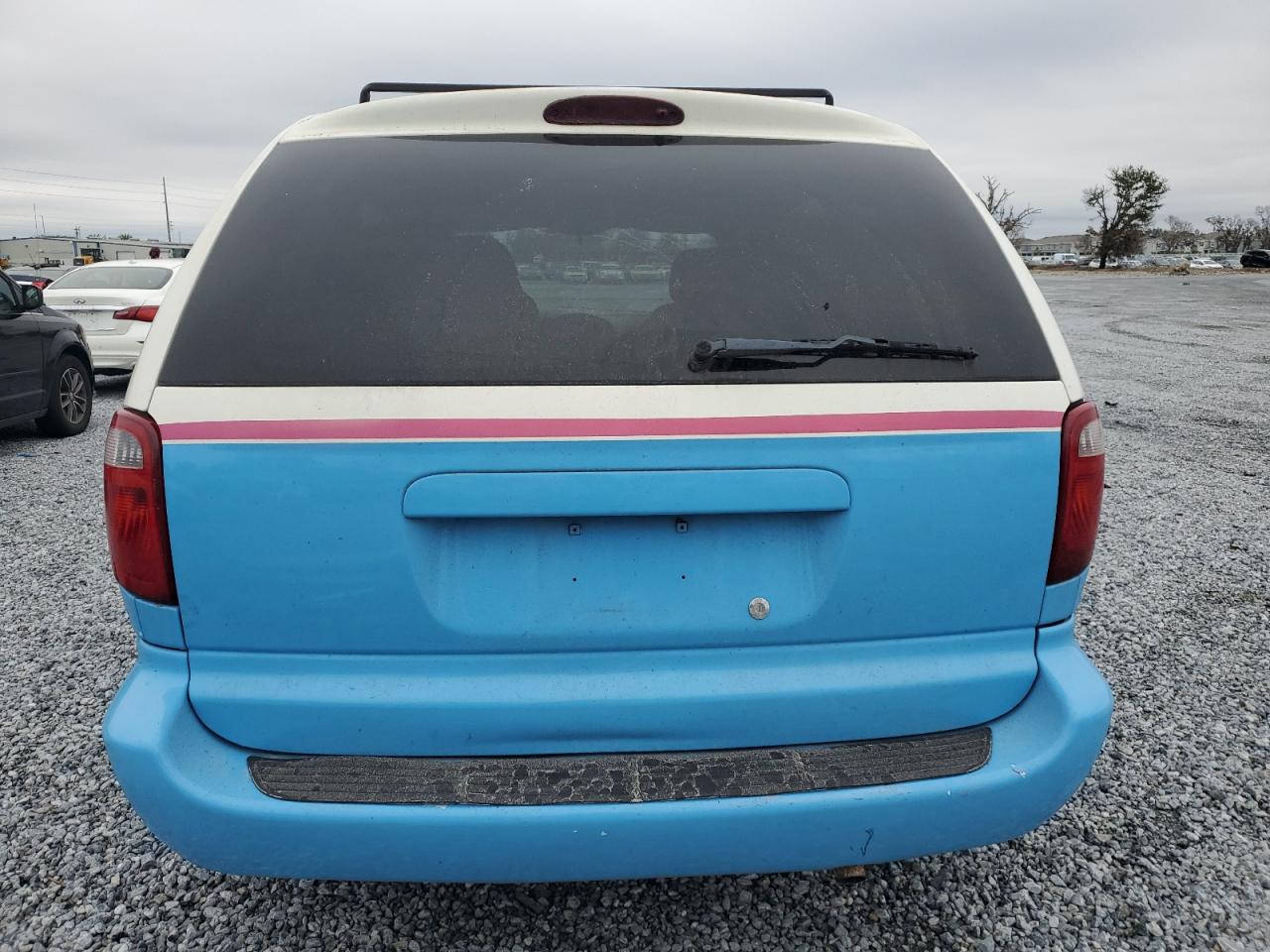 2006 Dodge Caravan - Image 6