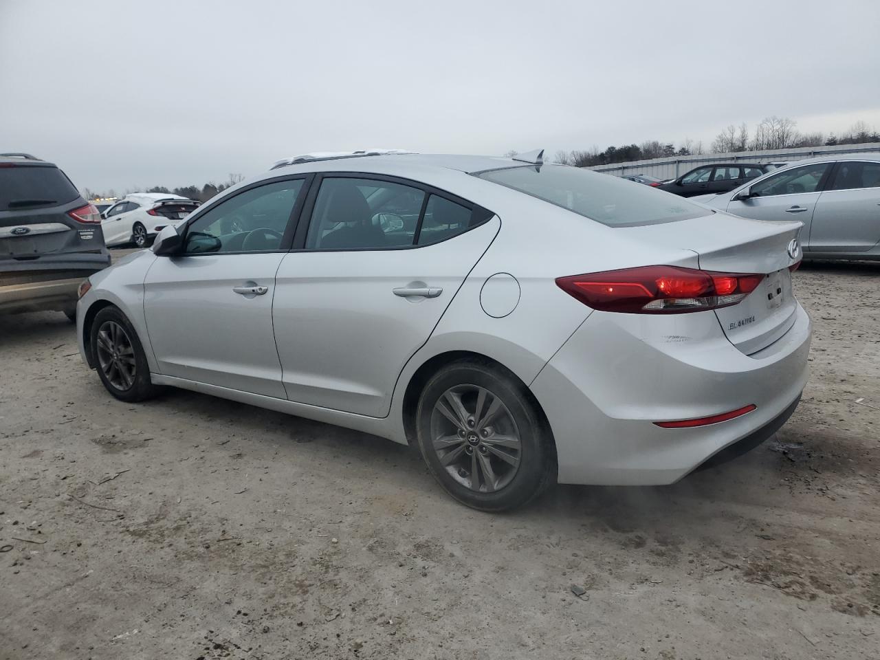 2018 Hyundai Elantra - Image 2