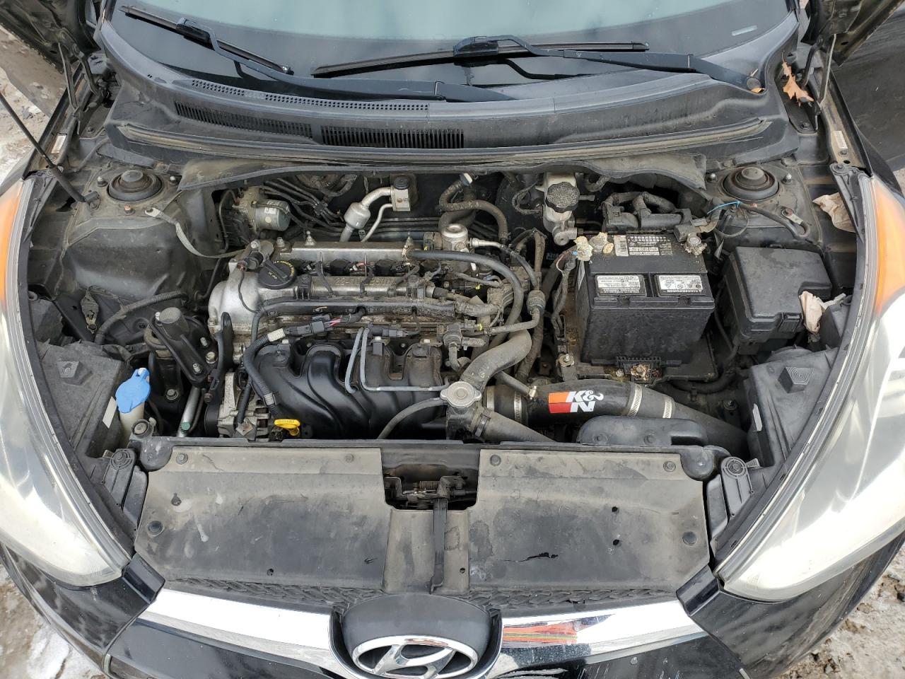 2013 Hyundai Veloster - Image 12