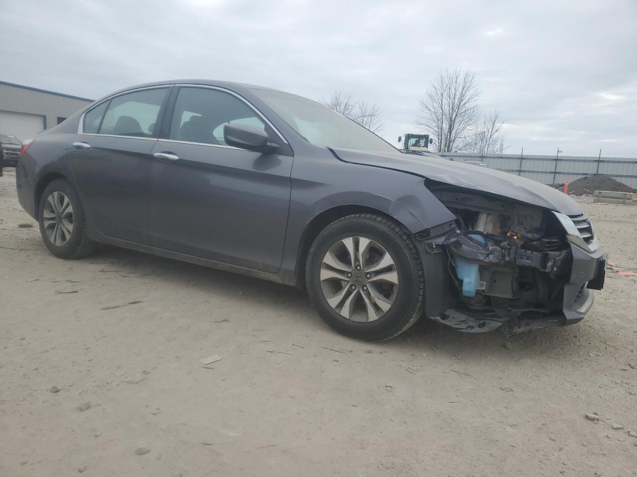 VIN 1HGCR2F37FA037731 2015 HONDA ACCORD no.4