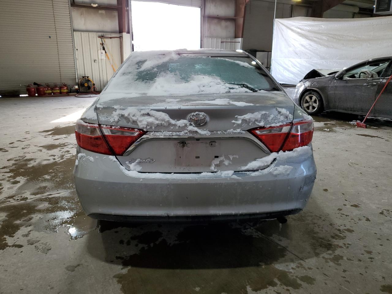 2015 Toyota Camry - Image 6