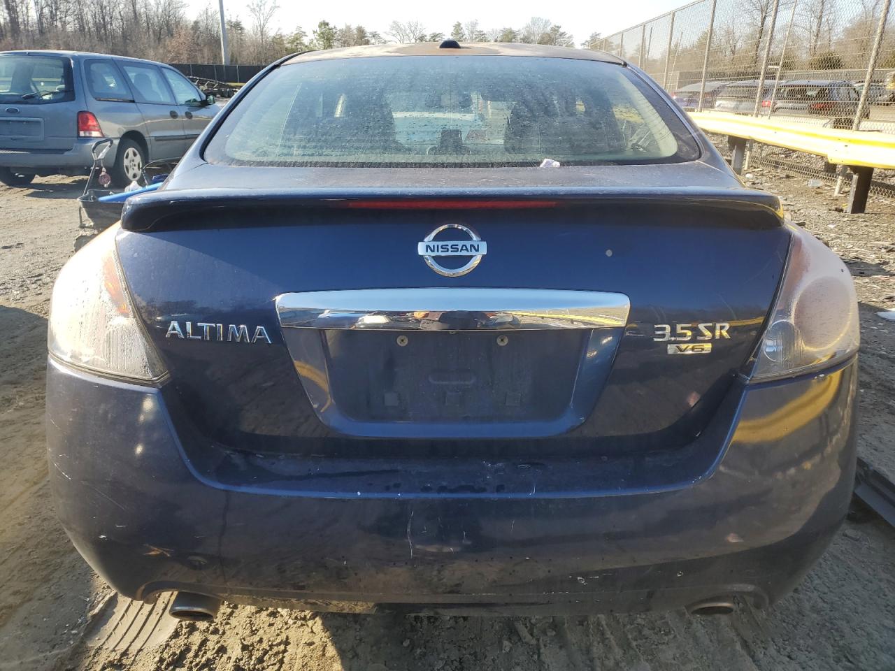 2011 Nissan Altima - Image 6