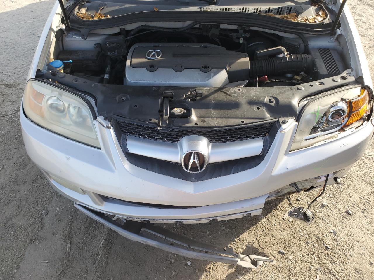 2005 Acura MDX - Image 12