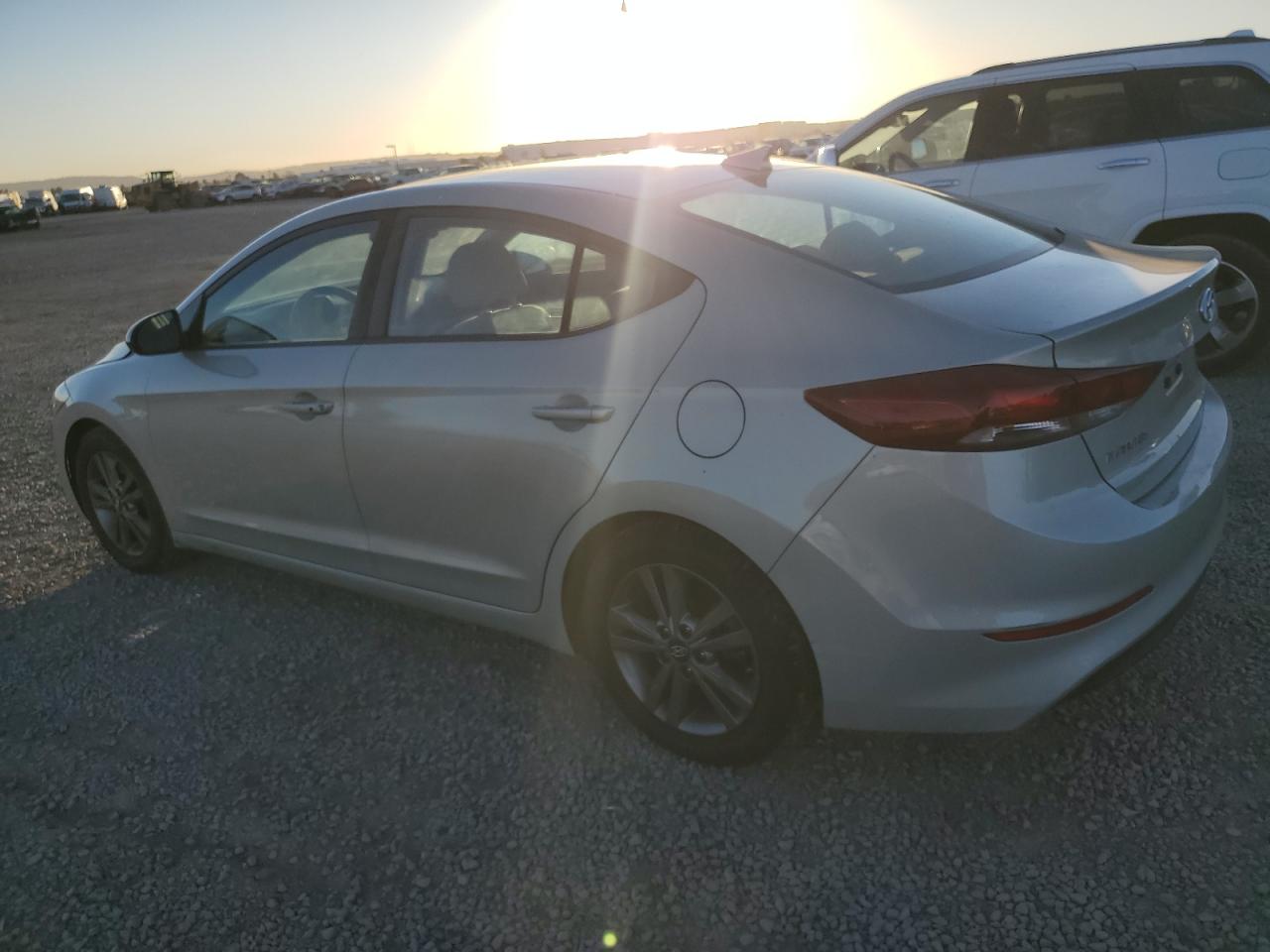 2018 Hyundai Elantra - Image 2