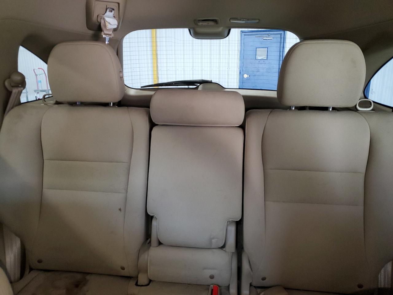 2010 Honda CR-V - Image 10