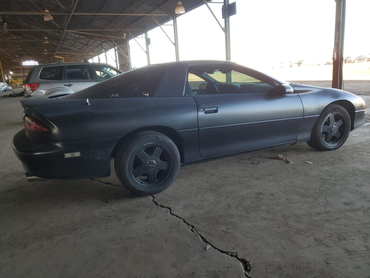 1995 Chevrolet Camaro - Image 3