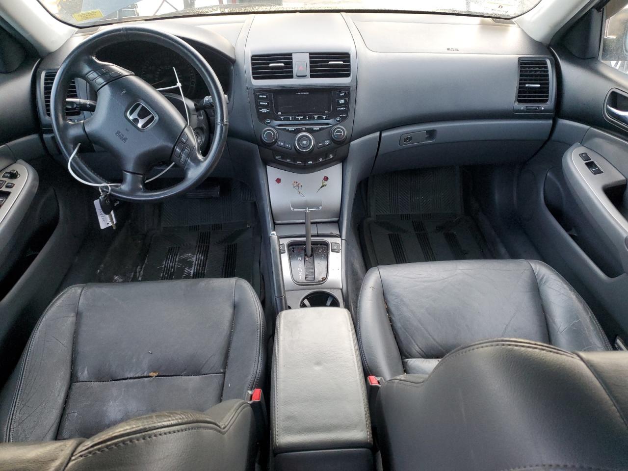 2003 Honda Accord - Image 8