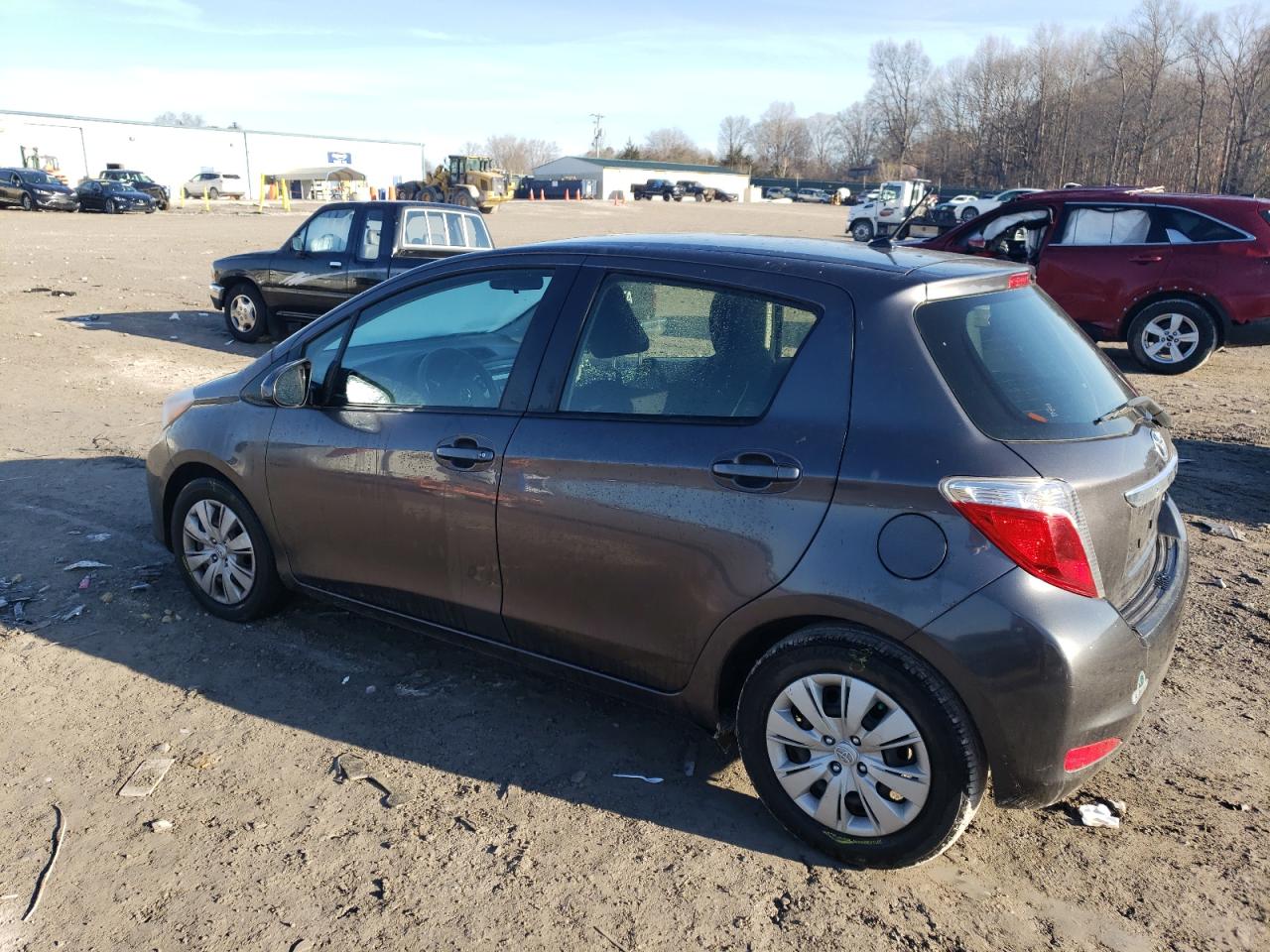 2012 Toyota Yaris - Image 2