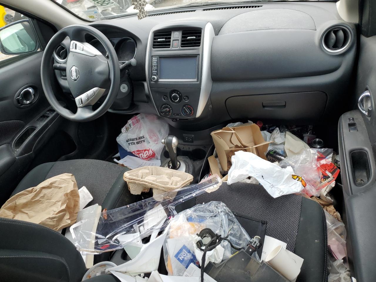2019 Nissan Versa - Image 8