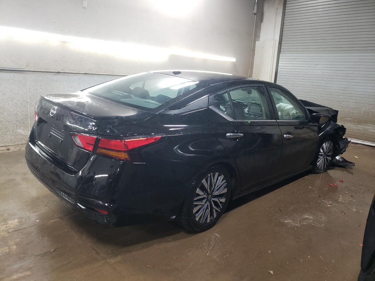 2024 Nissan Altima - Image 3
