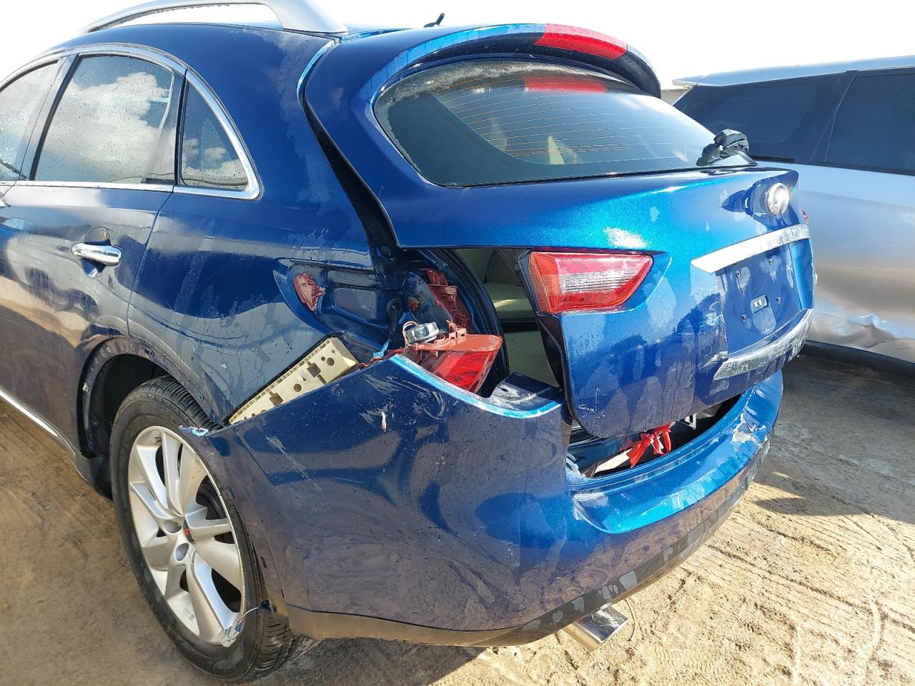 JNRCS1MW0EM630984 - 2014 Infi Qx70 - #88178745