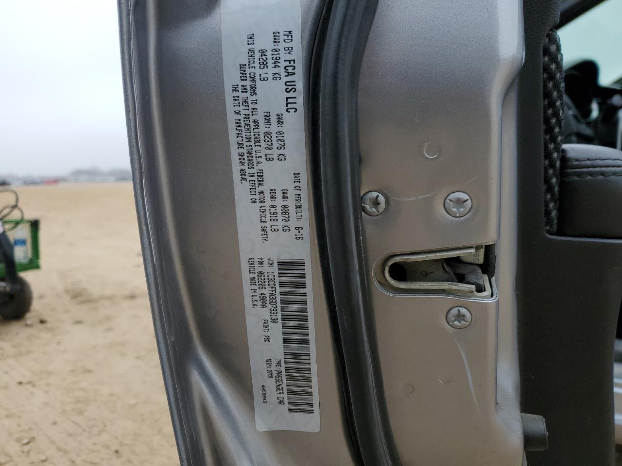 2016 Dodge Dart - Image 14