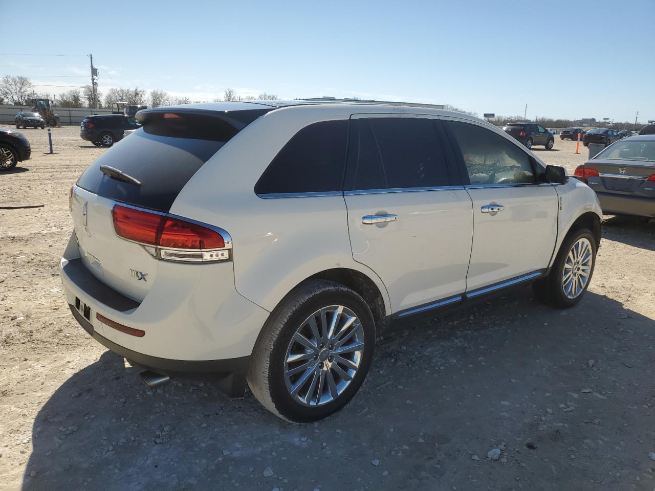 2013 Lincoln MKX - Image 3