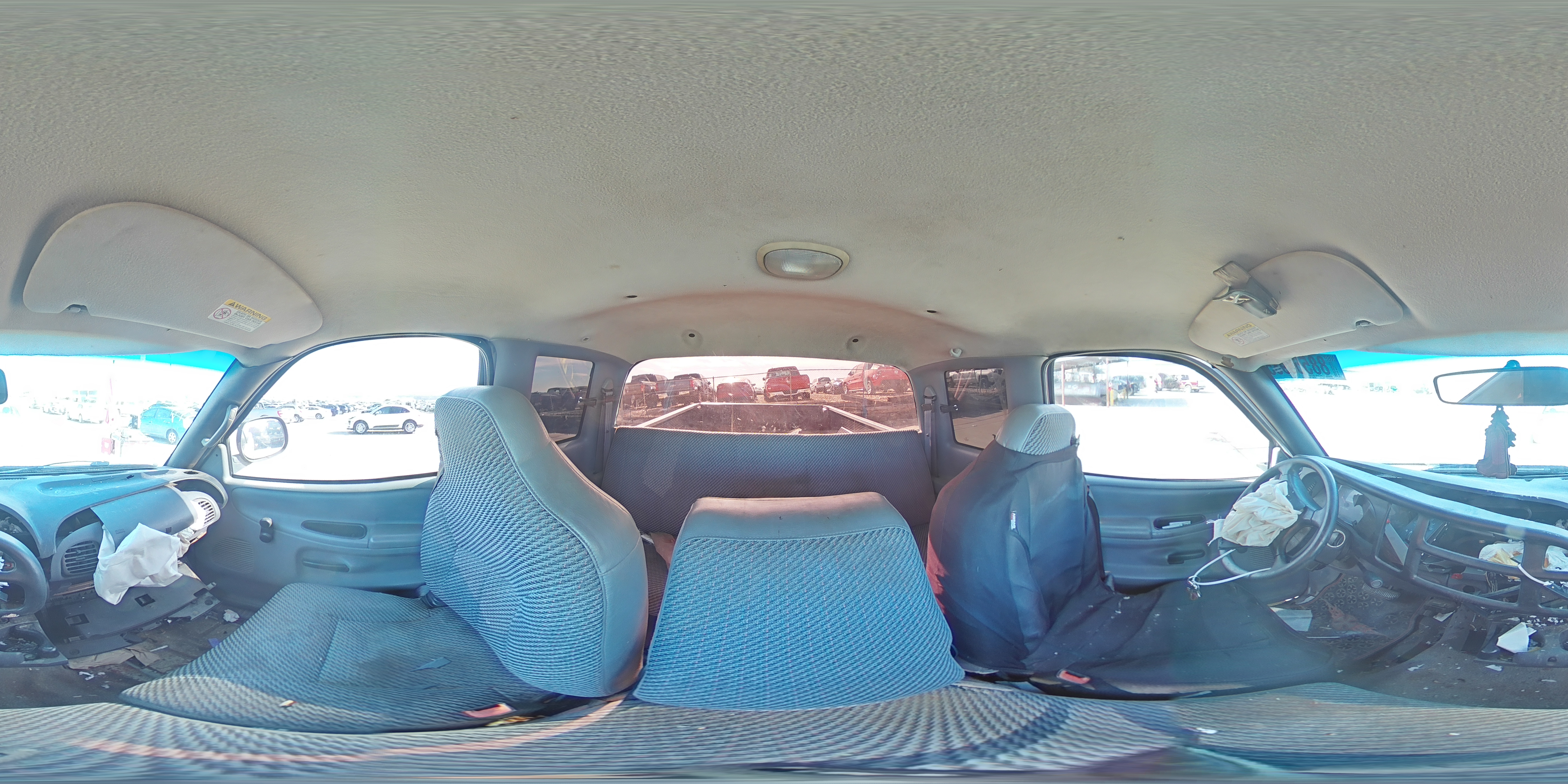 1999 Dodge Ram 1500 VIN: 3B7HC12Y0XG138274 Lot: 51933405