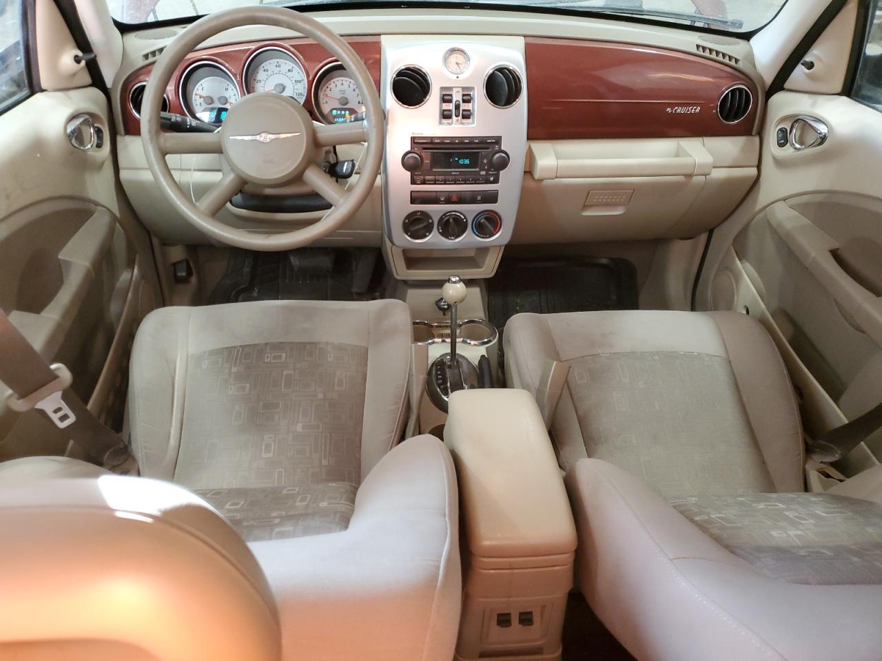 2008 Chrysler PT Cruiser - Image 8