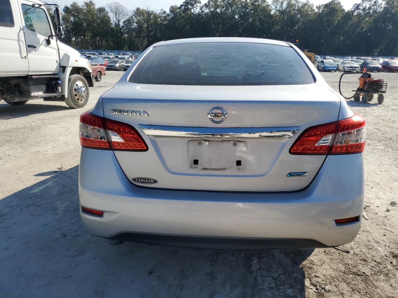 2014 Nissan Sentra - Image 6