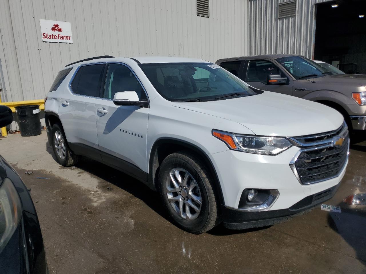 2021 Chevrolet Traverse - Image 4