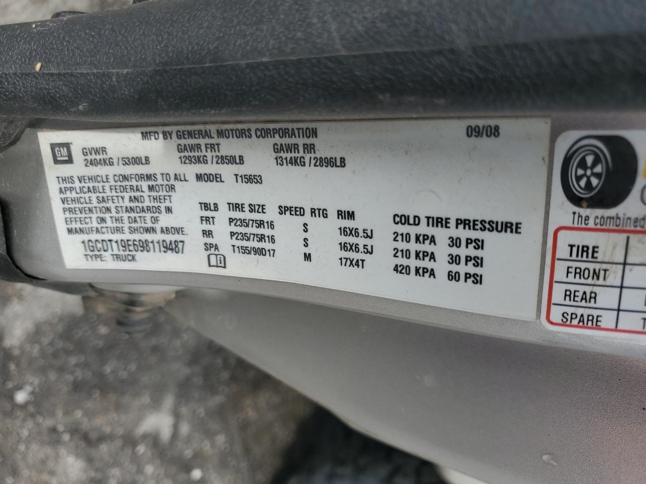 2009 Chevrolet Colorado - Image 12