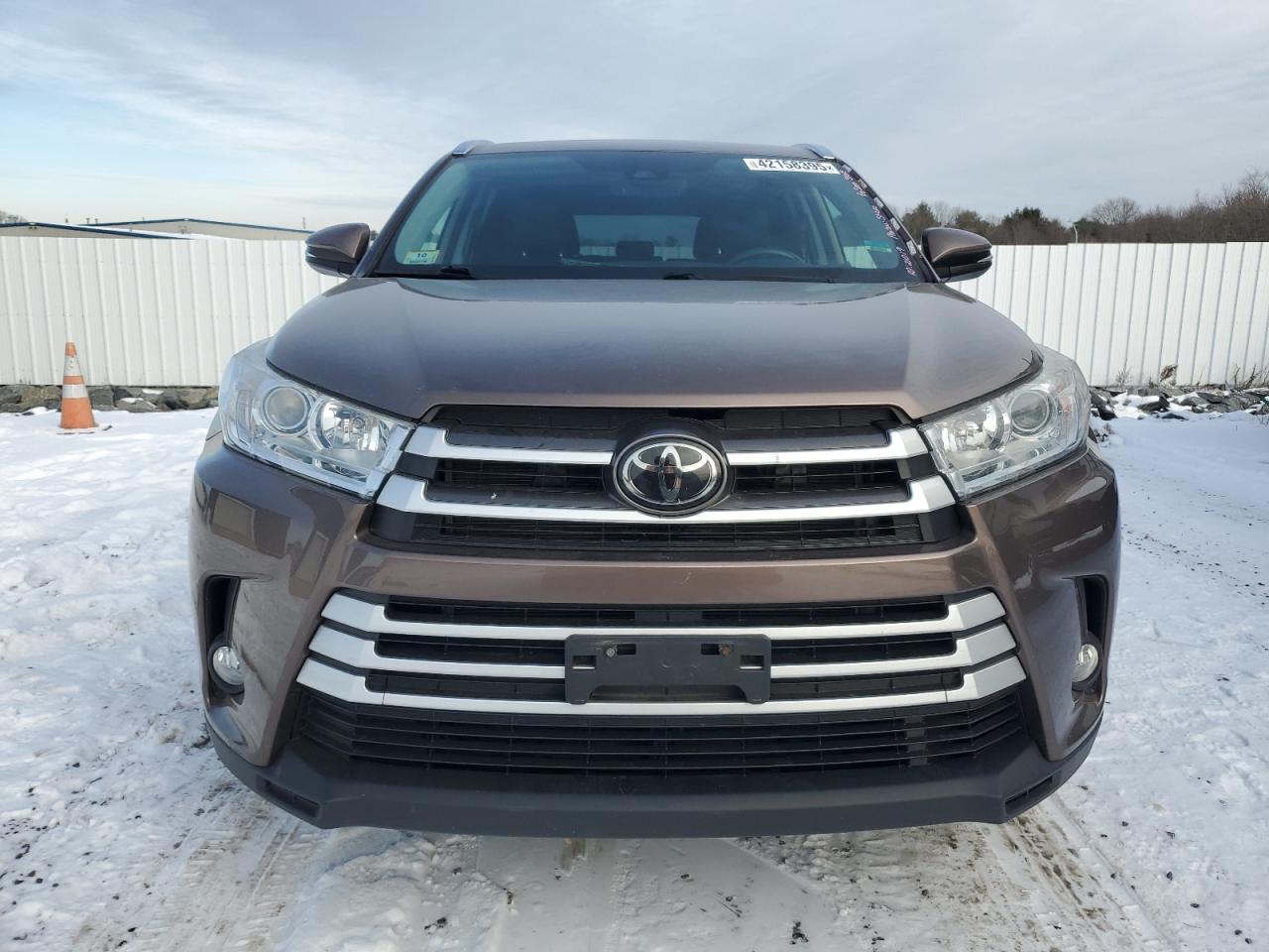 2018 Toyota Highlander - Image 5