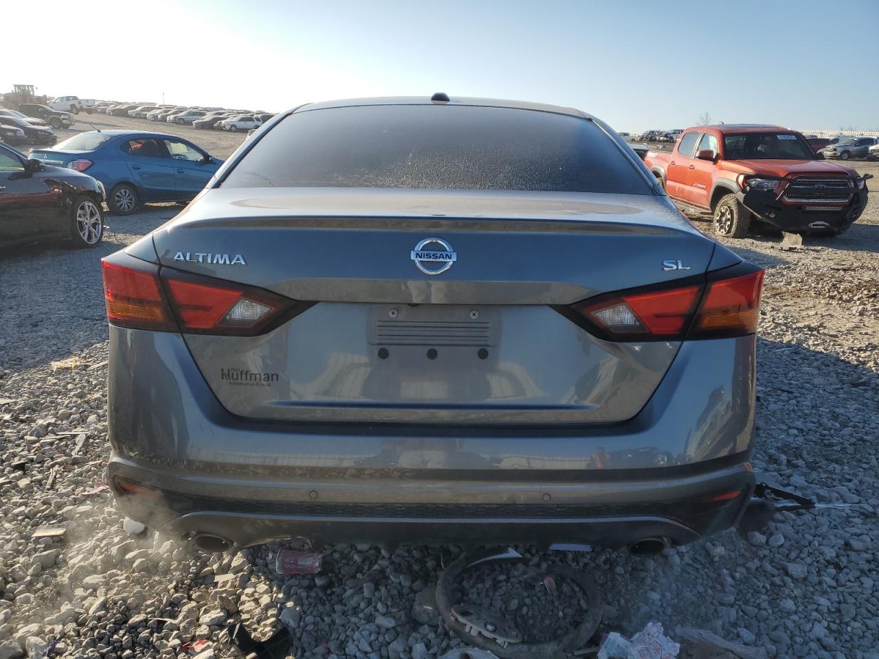 2019 Nissan Altima - Image 6