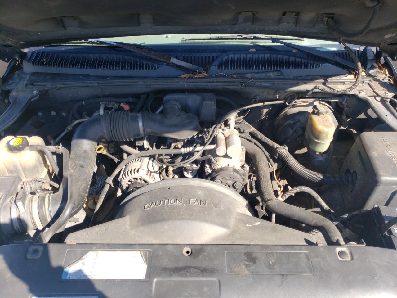2001 Chevrolet Silverado - Image 11