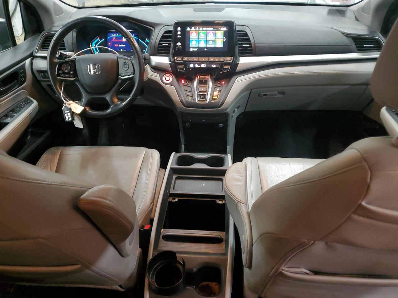 2018 Honda Odyssey - Image 8