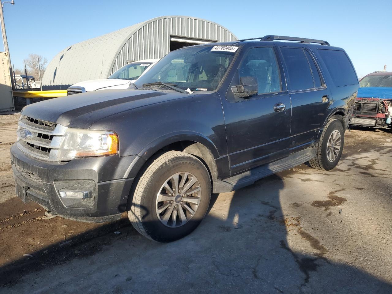 2017 Ford Expedition Xlt for Sale in Wichita, KS - Rear End